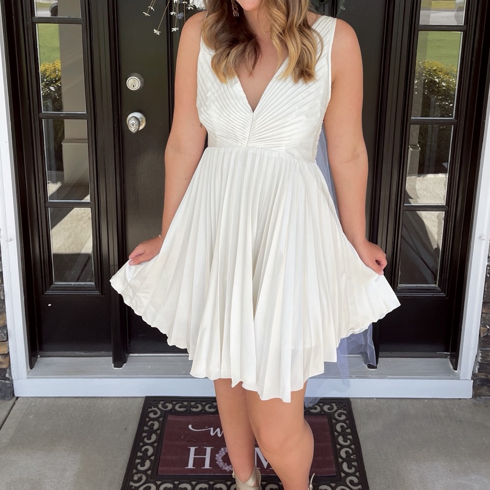 The A&F Giselle Pleated Mini Dress in White Cream SOLD OUT